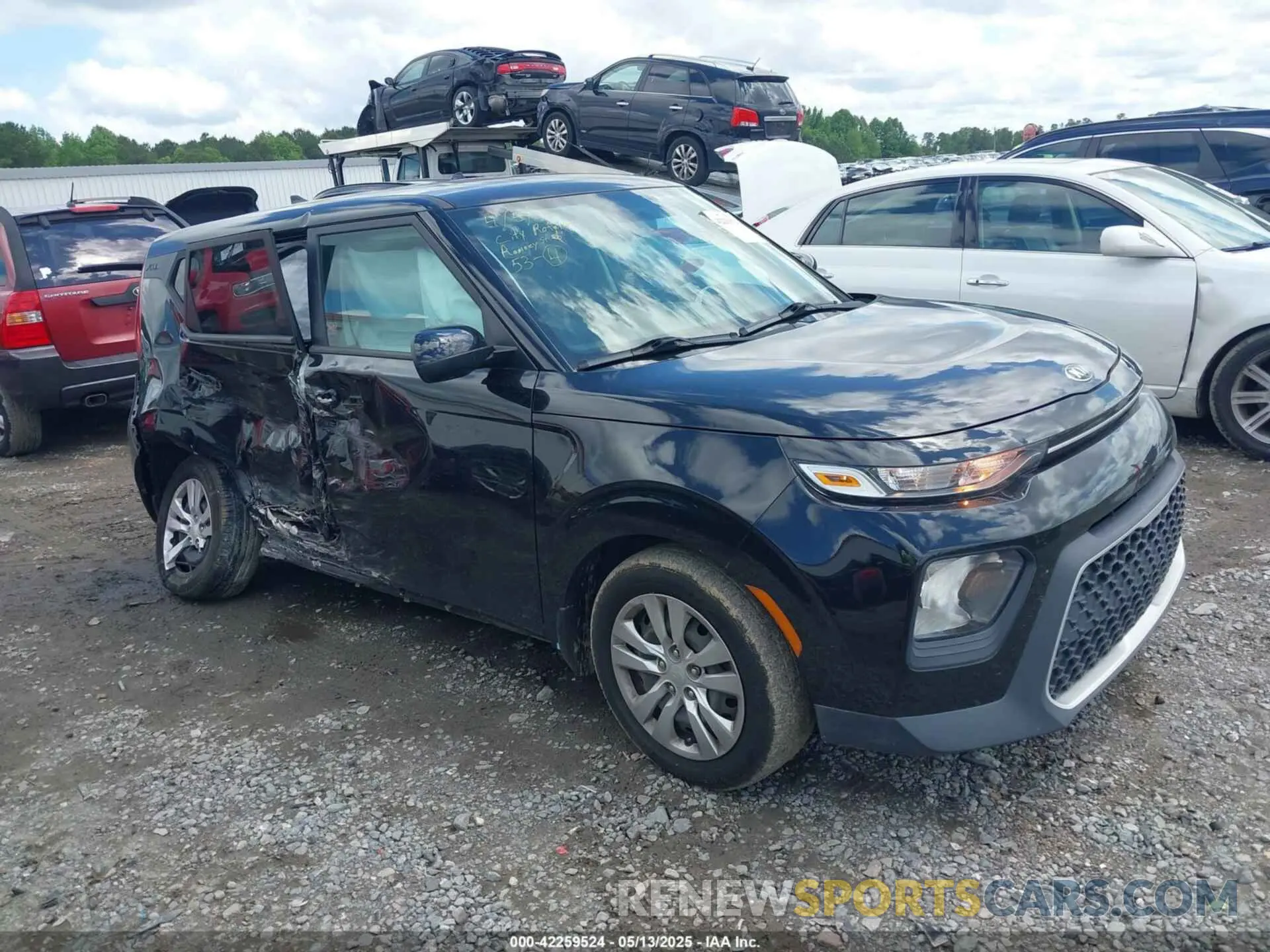 1 Фотография поврежденного автомобиля KNDJ23AU5L7718043 KIA SOUL 2020