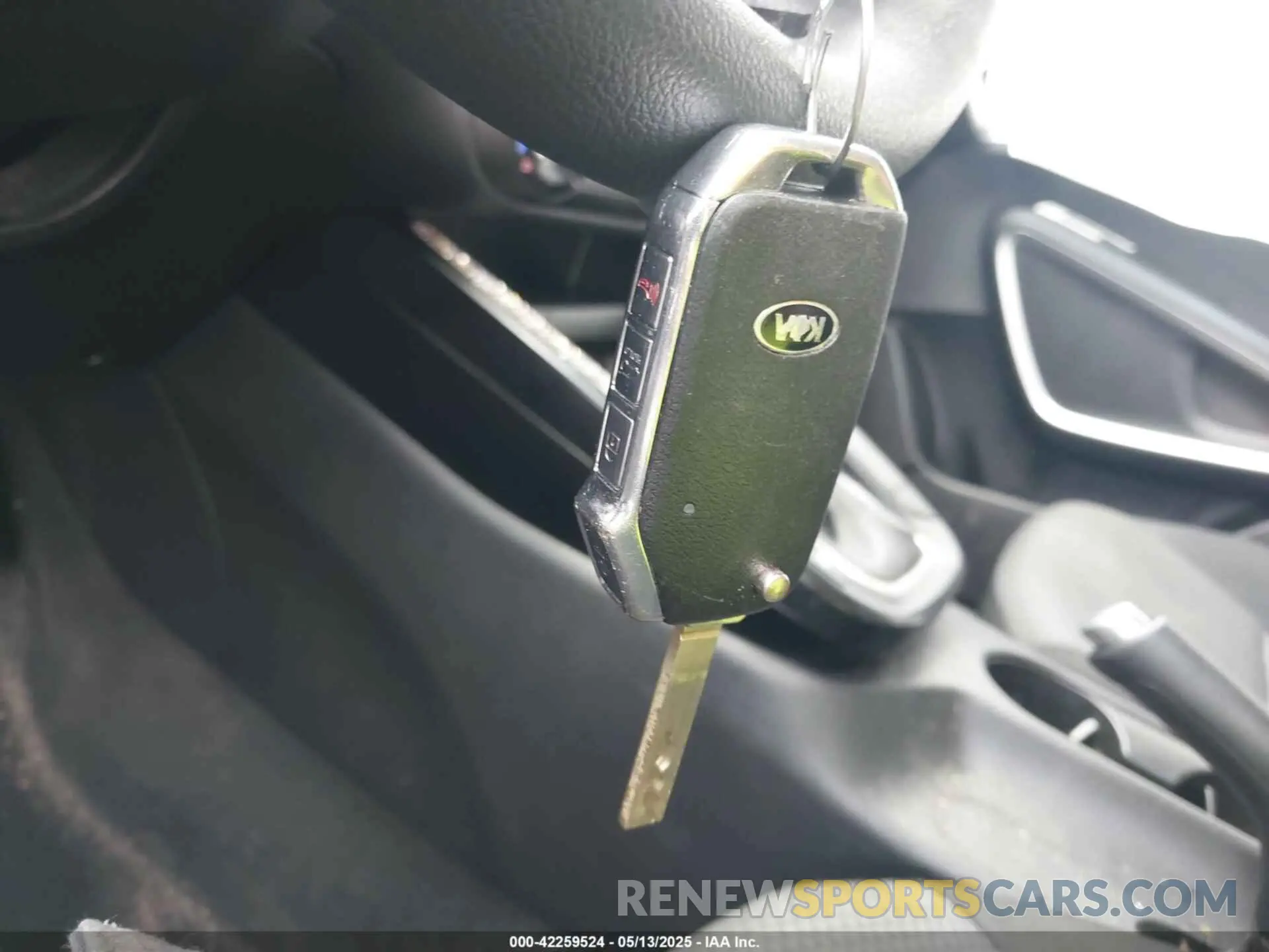 11 Фотография поврежденного автомобиля KNDJ23AU5L7718043 KIA SOUL 2020