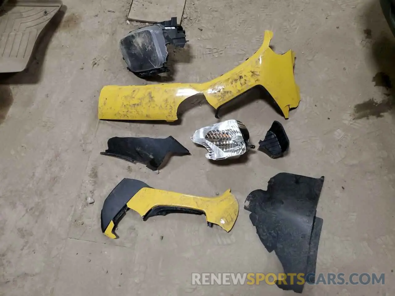 12 Фотография поврежденного автомобиля KNDJ23AU6L7075038 KIA SOUL 2020