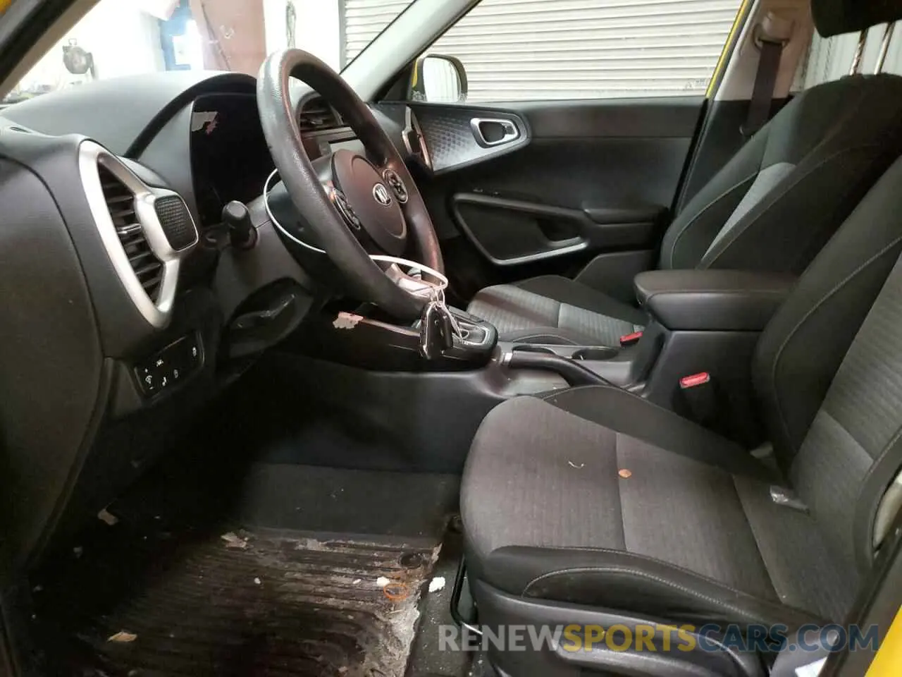 7 Фотография поврежденного автомобиля KNDJ23AU6L7075038 KIA SOUL 2020