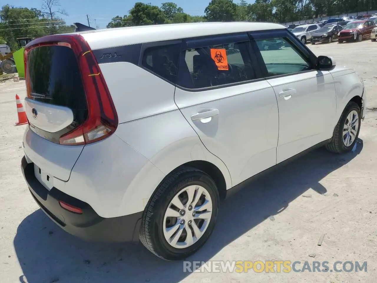 3 Photograph of a damaged car KNDJ23AU6L7080675 KIA SOUL 2020