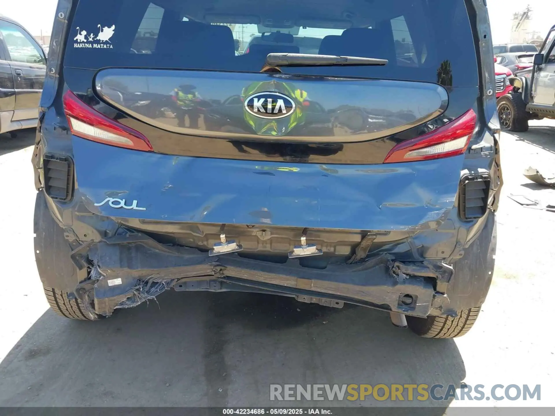 6 Photograph of a damaged car KNDJ23AU6L7090266 KIA SOUL 2020