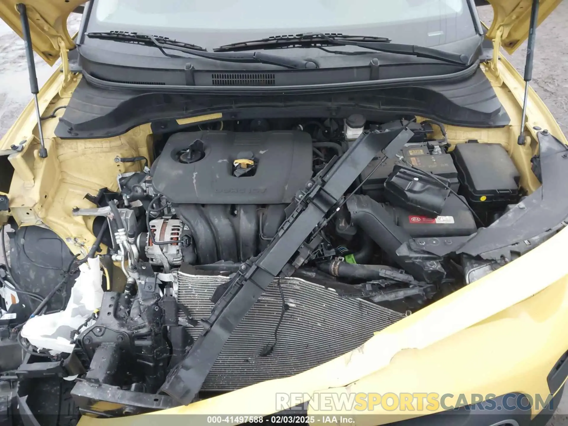 10 Photograph of a damaged car KNDJ23AU6L7100858 KIA SOUL 2020