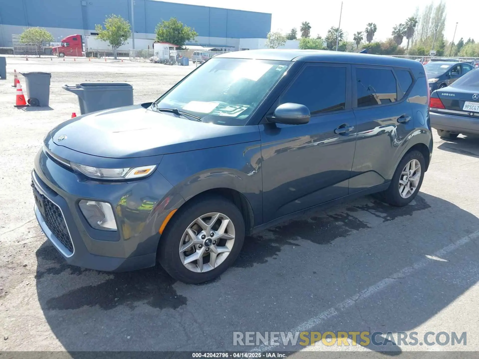 2 Фотография поврежденного автомобиля KNDJ23AU6L7722022 KIA SOUL 2020