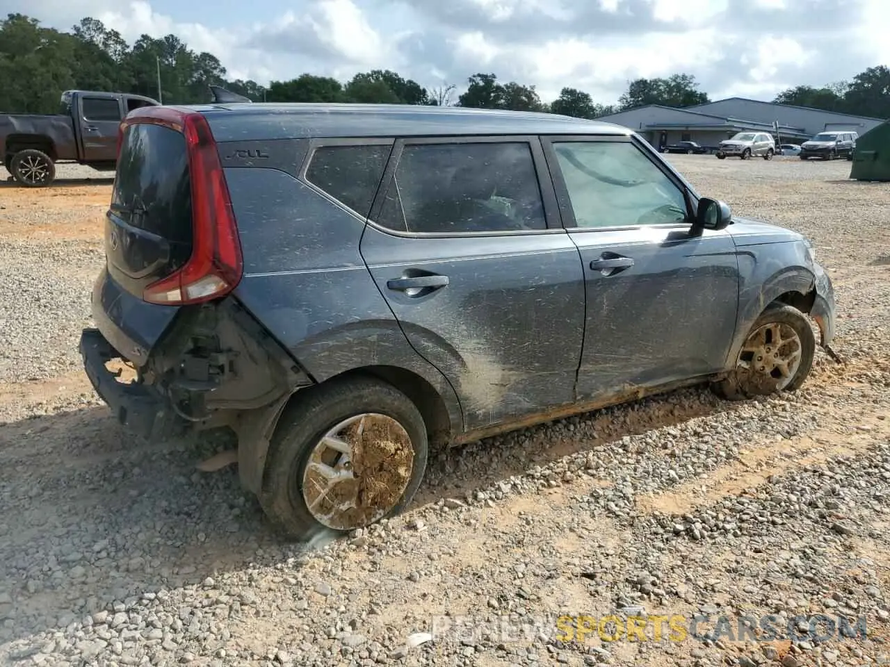 3 Photograph of a damaged car KNDJ23AU7L7017696 KIA SOUL 2020
