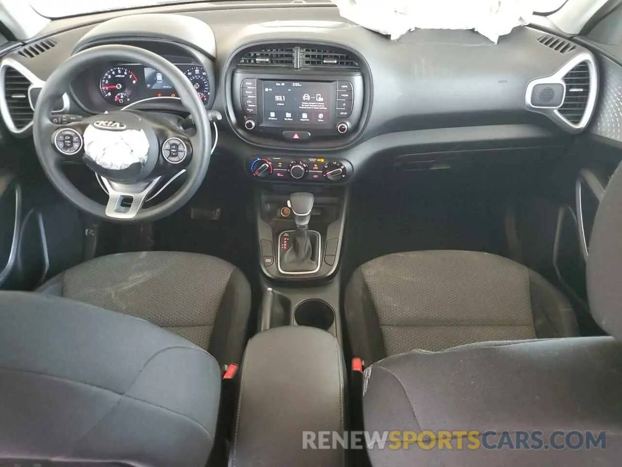 8 Фотография поврежденного автомобиля KNDJ23AU7L7035938 KIA SOUL 2020