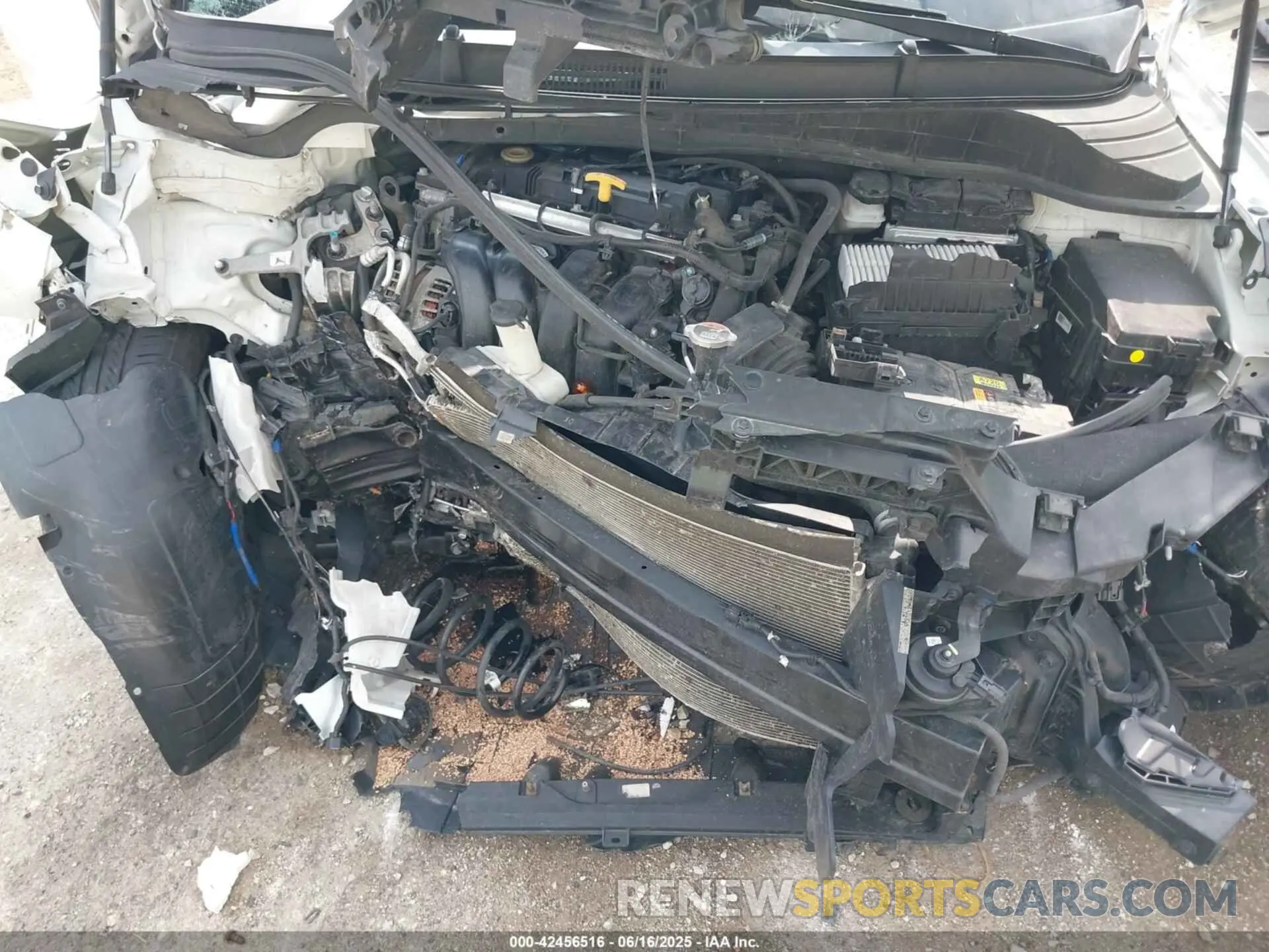 10 Photograph of a damaged car KNDJ23AU7L7057700 KIA SOUL 2020