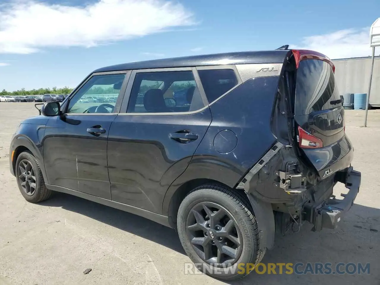 2 Photograph of a damaged car KNDJ23AU7L7061052 KIA SOUL 2020