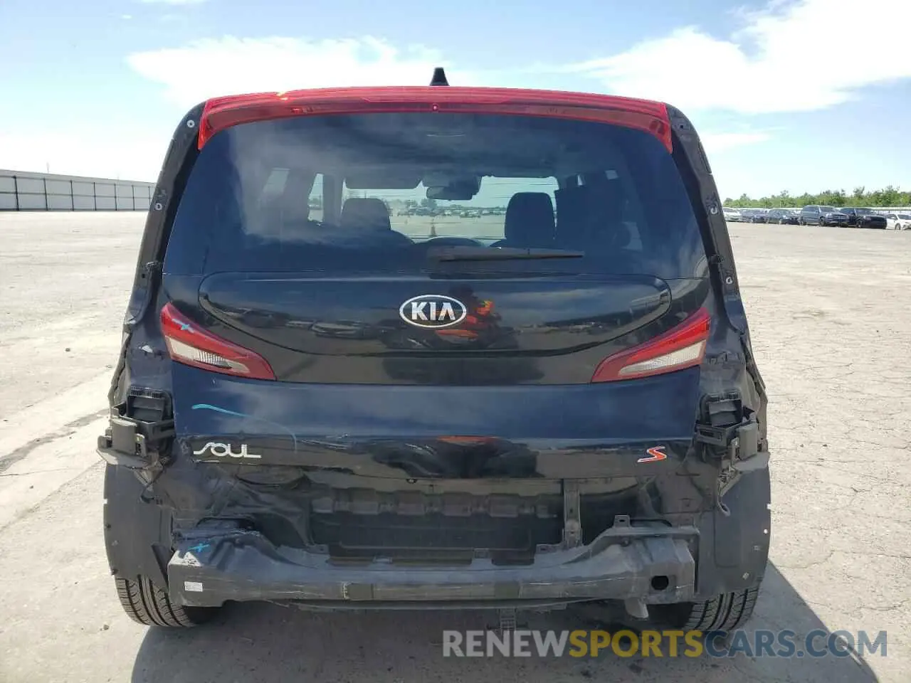 6 Photograph of a damaged car KNDJ23AU7L7061052 KIA SOUL 2020