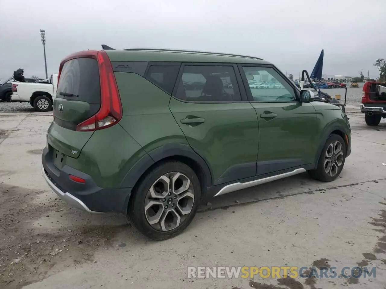 3 Photograph of a damaged car KNDJ23AU7L7067997 KIA SOUL 2020