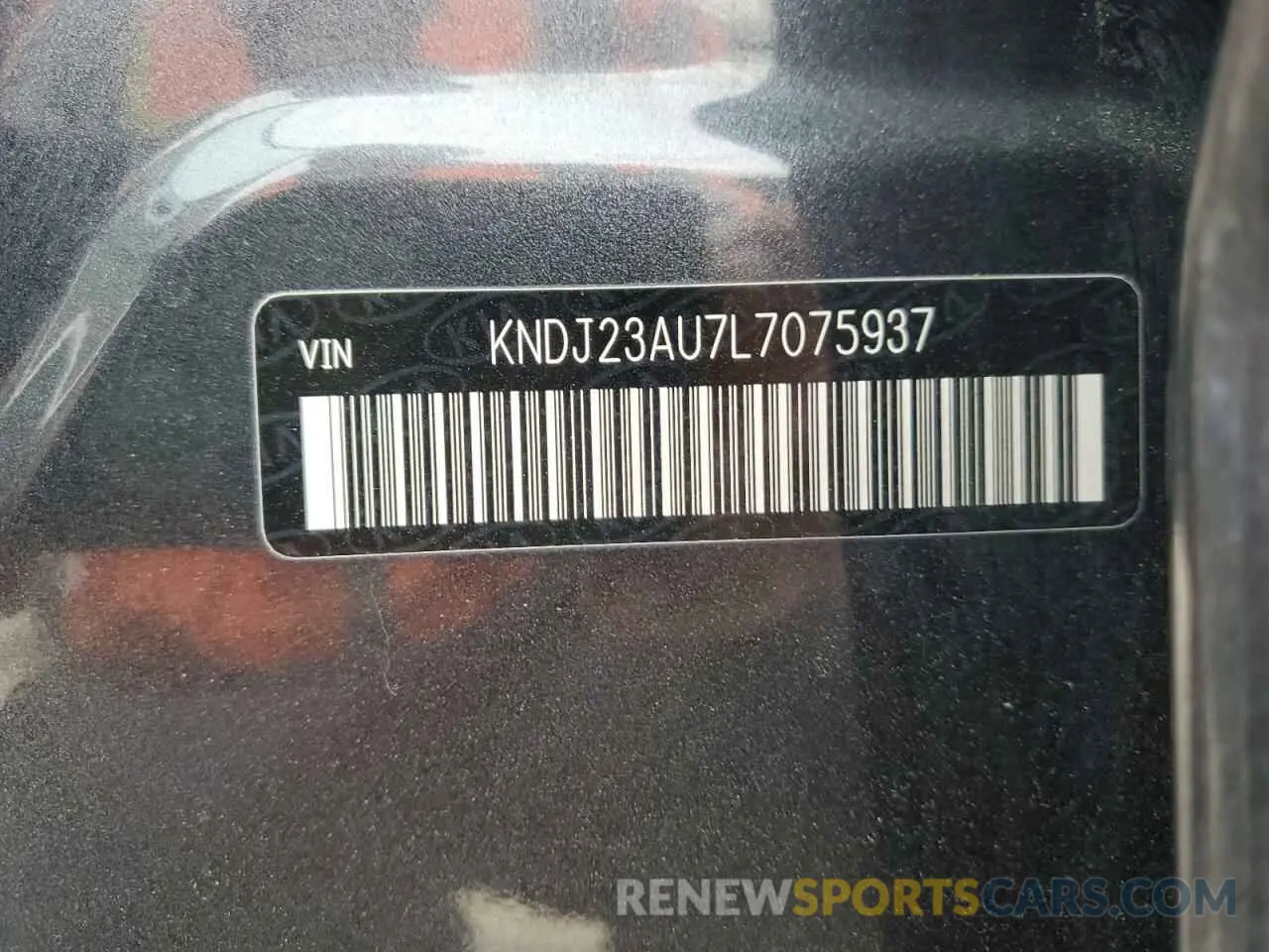 12 Photograph of a damaged car KNDJ23AU7L7075937 KIA SOUL 2020