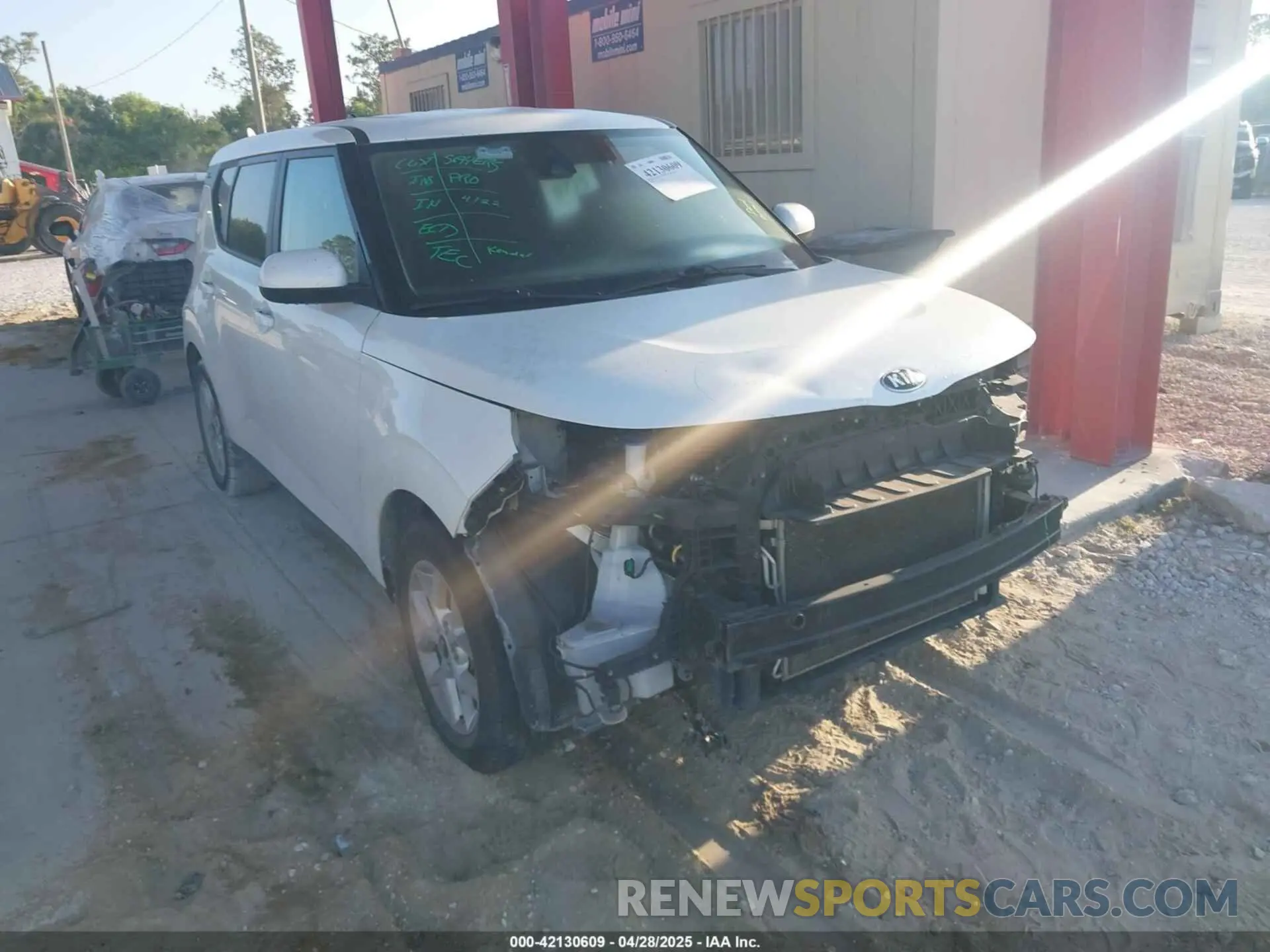 1 Photograph of a damaged car KNDJ23AU8L7004004 KIA SOUL 2020