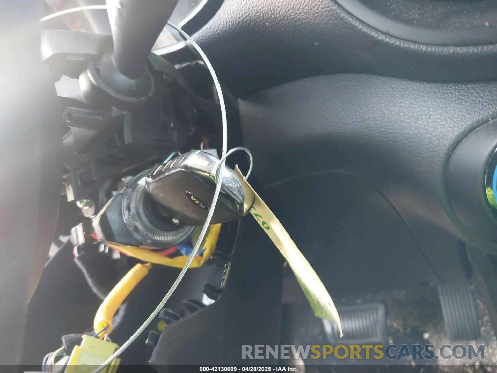 11 Photograph of a damaged car KNDJ23AU8L7004004 KIA SOUL 2020