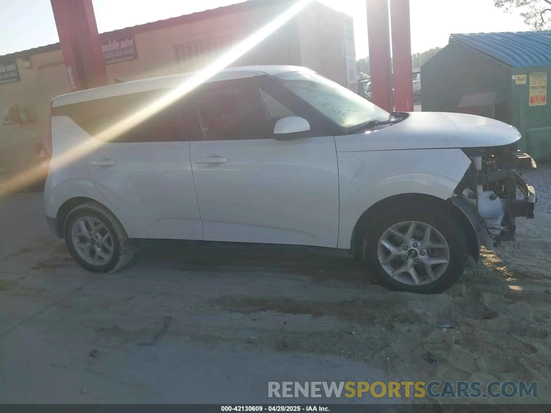 14 Photograph of a damaged car KNDJ23AU8L7004004 KIA SOUL 2020