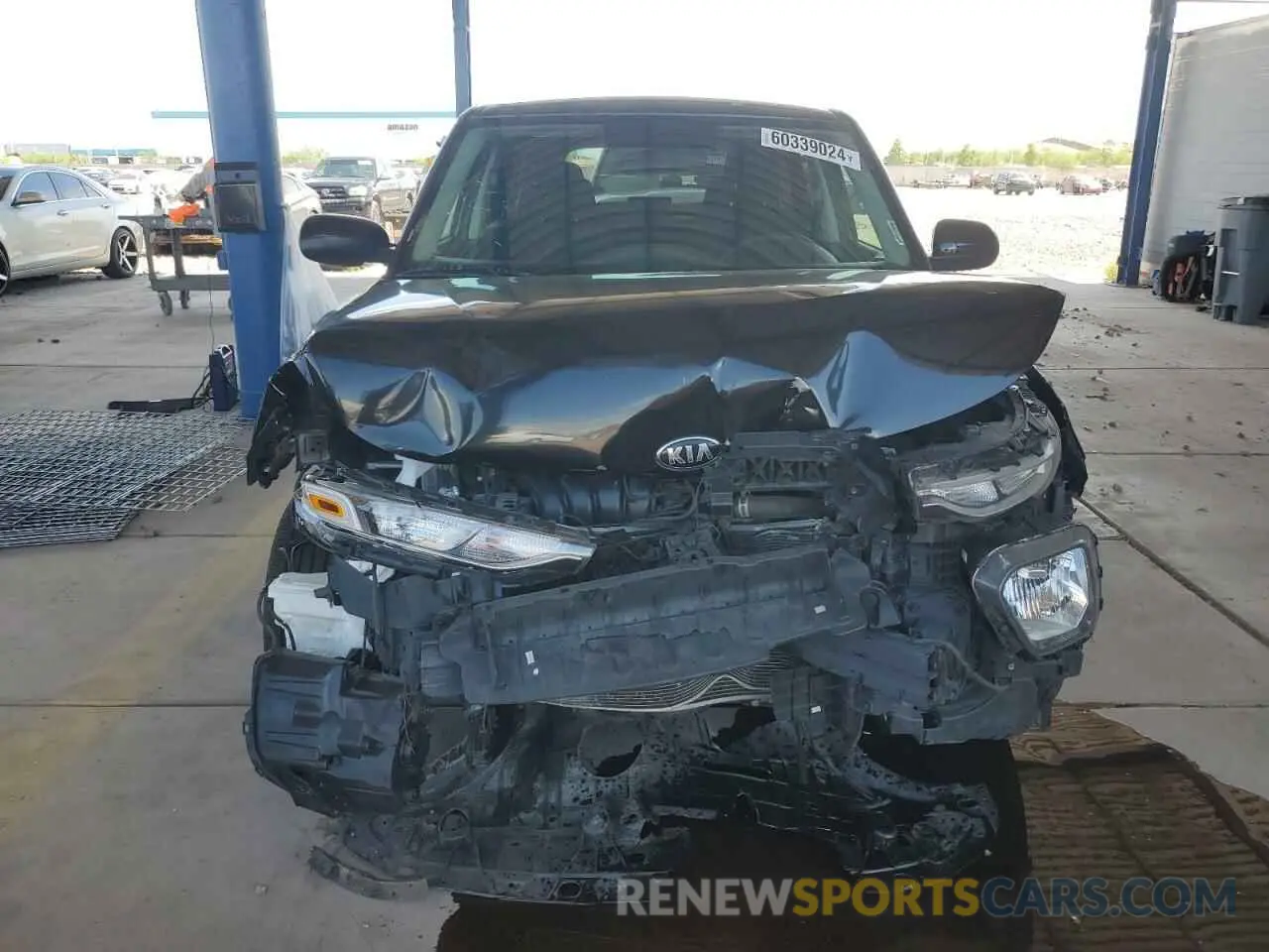 5 Photograph of a damaged car KNDJ23AU8L7033020 KIA SOUL 2020