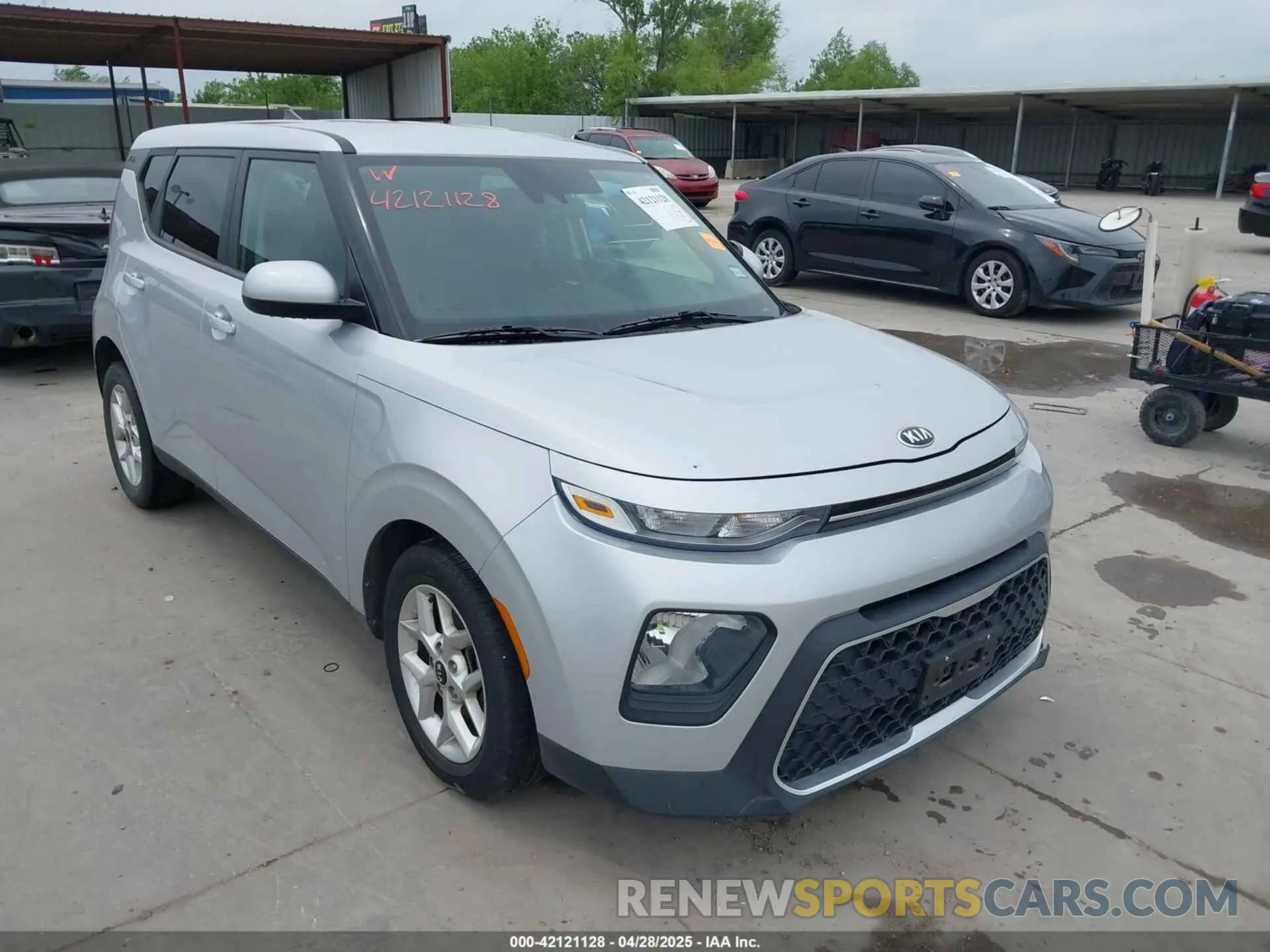 1 Photograph of a damaged car KNDJ23AU8L7054546 KIA SOUL 2020