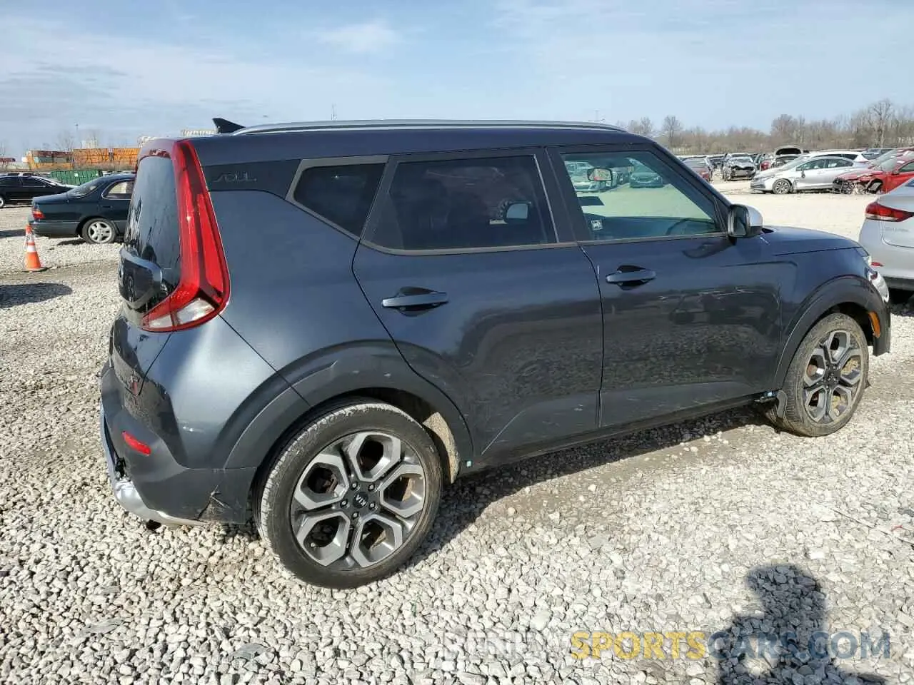 3 Photograph of a damaged car KNDJ23AU8L7724046 KIA SOUL 2020