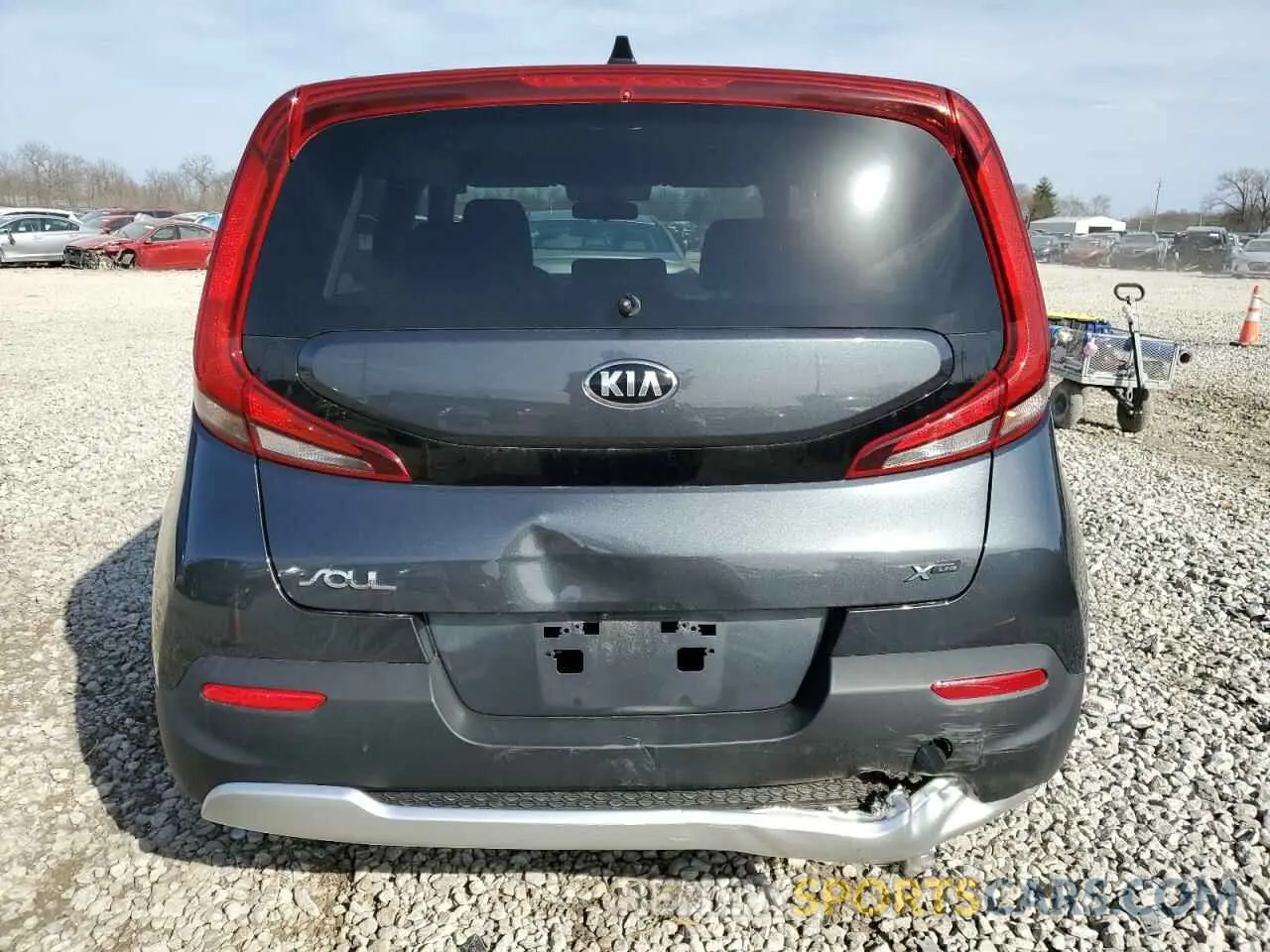 6 Photograph of a damaged car KNDJ23AU8L7724046 KIA SOUL 2020