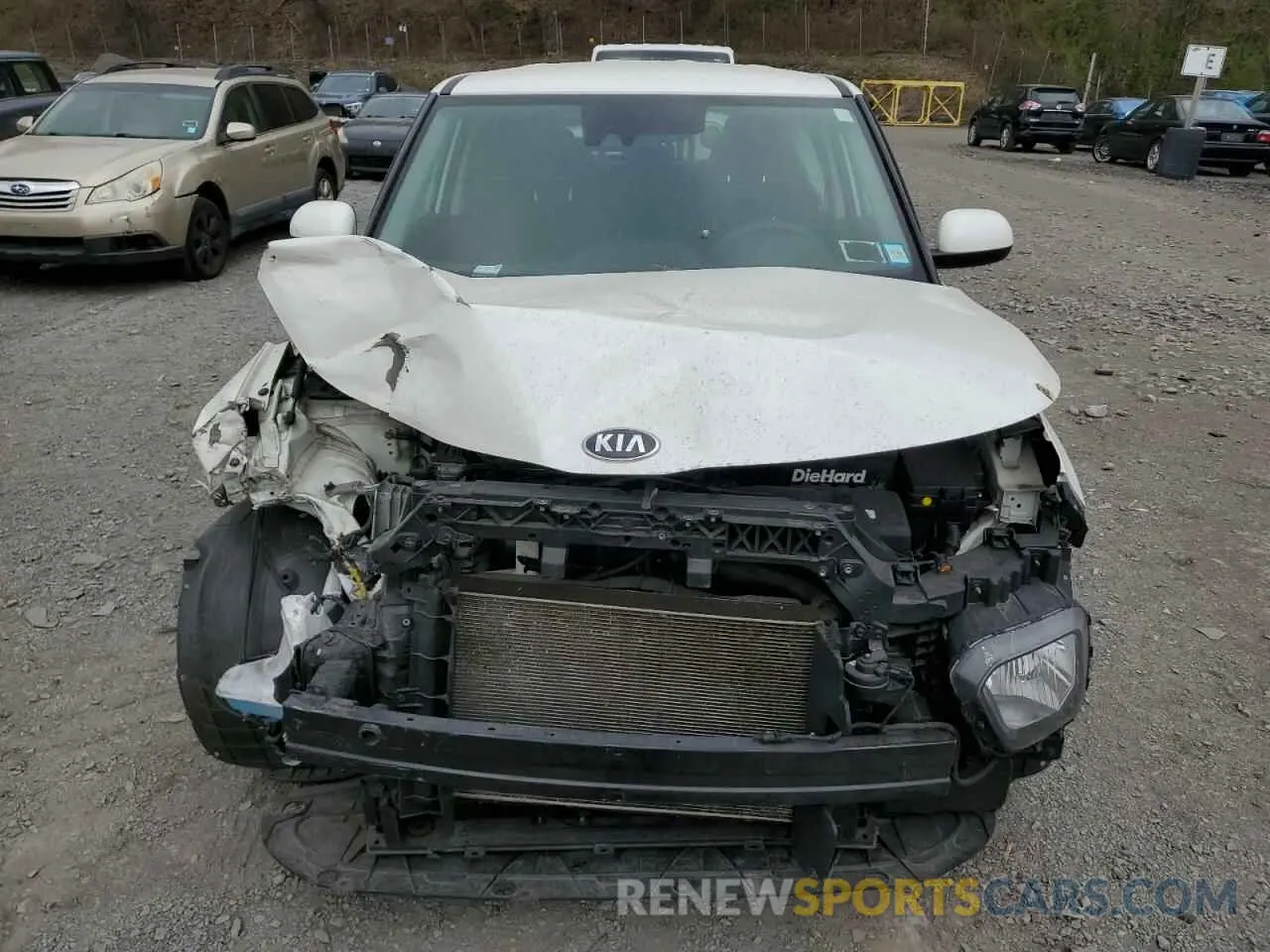 5 Photograph of a damaged car KNDJ23AU8L7733488 KIA SOUL 2020