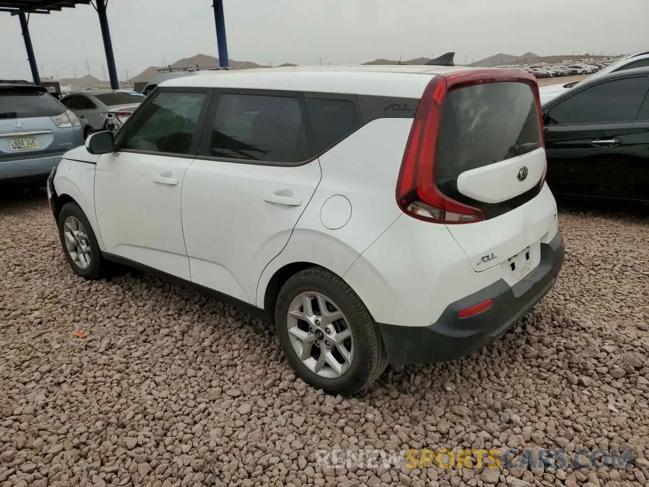 2 Photograph of a damaged car KNDJ23AU9L7062137 KIA SOUL 2020