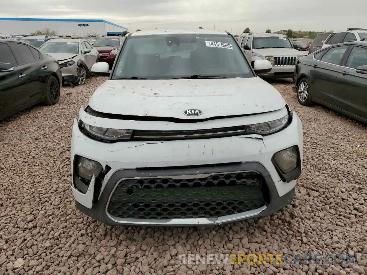 5 Photograph of a damaged car KNDJ23AU9L7062137 KIA SOUL 2020
