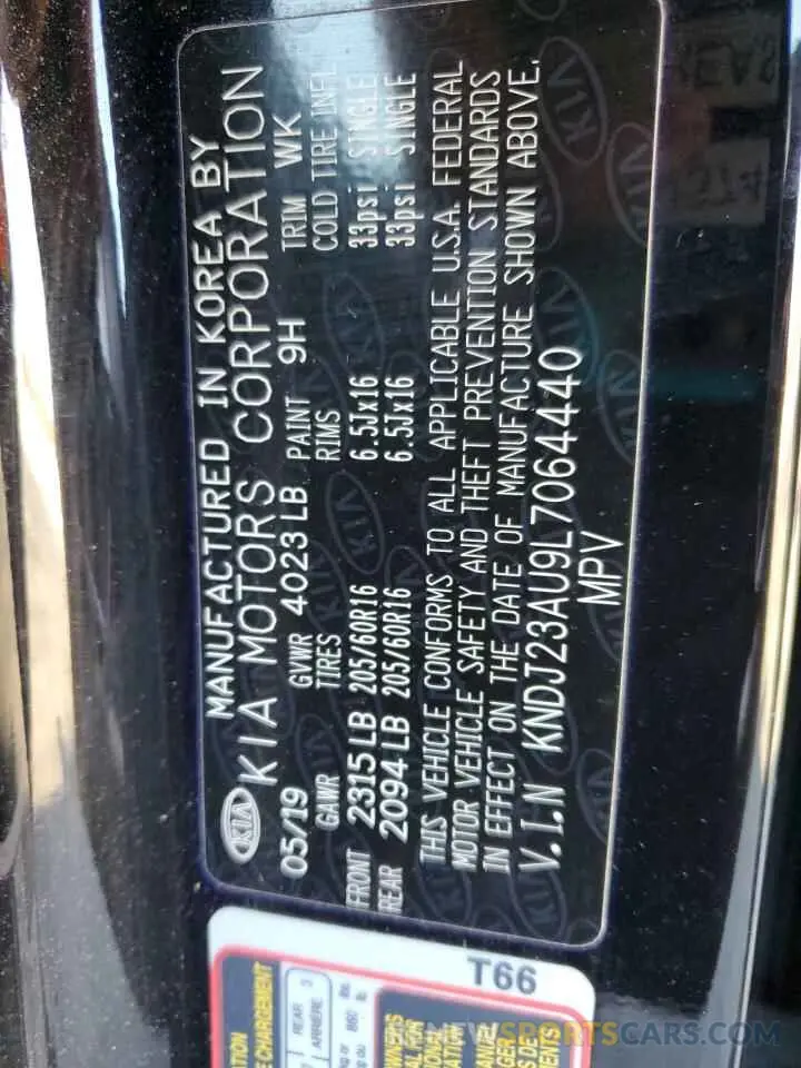 15 Photograph of a damaged car KNDJ23AU9L7064440 KIA SOUL 2020