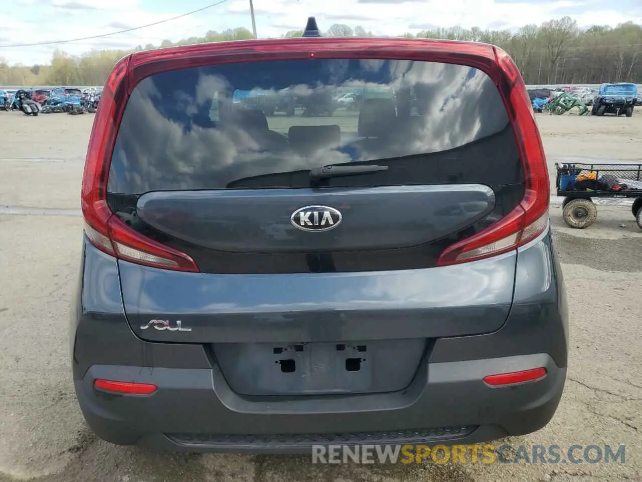 6 Photograph of a damaged car KNDJ23AU9L7089550 KIA SOUL 2020