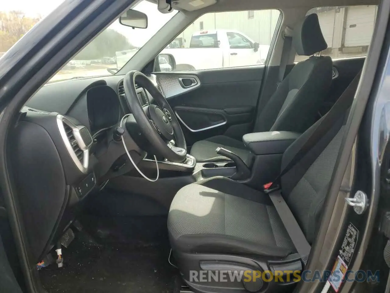 7 Photograph of a damaged car KNDJ23AU9L7089550 KIA SOUL 2020