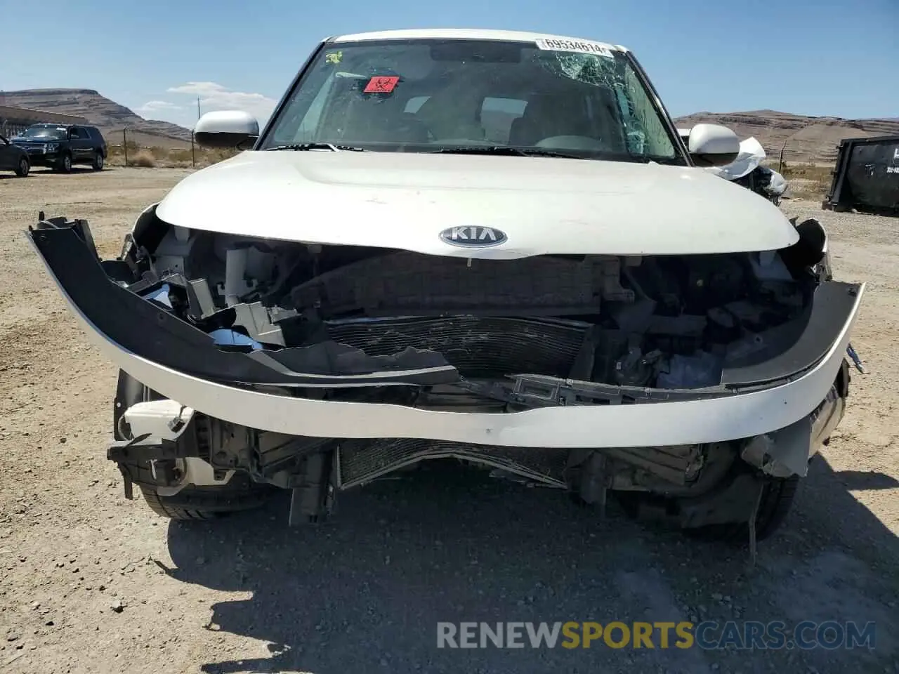 5 Photograph of a damaged car KNDJ23AUXL7022908 KIA SOUL 2020