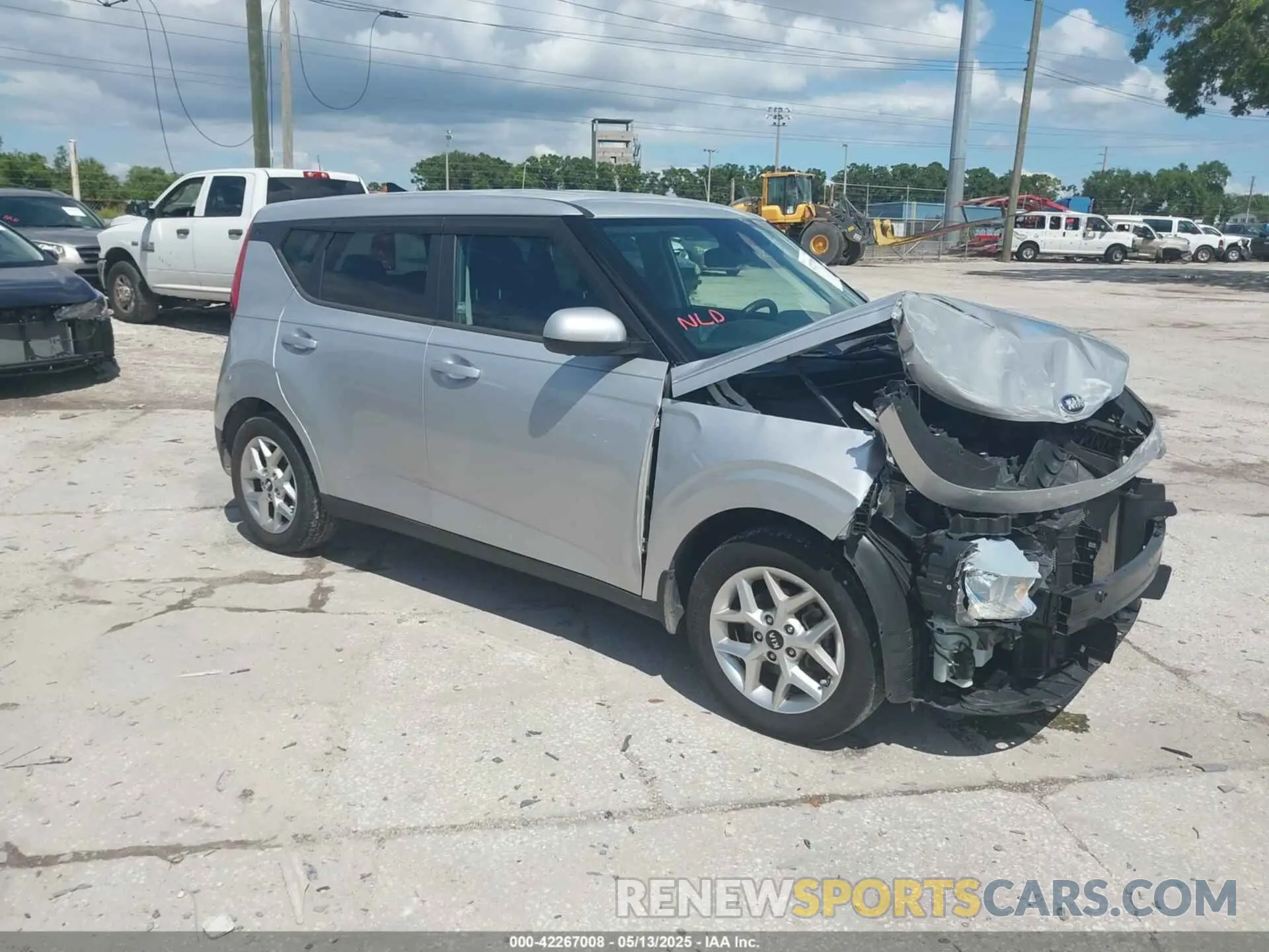 1 Photograph of a damaged car KNDJ23AUXL7031480 KIA SOUL 2020