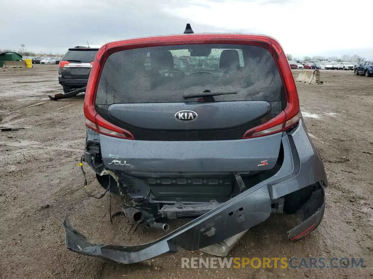 6 Photograph of a damaged car KNDJ23AUXL7067797 KIA SOUL 2020