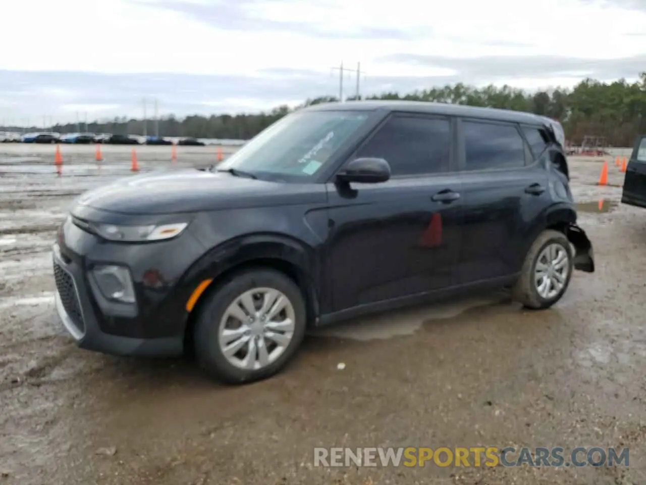 1 Photograph of a damaged car KNDJ23AUXL7082462 KIA SOUL 2020