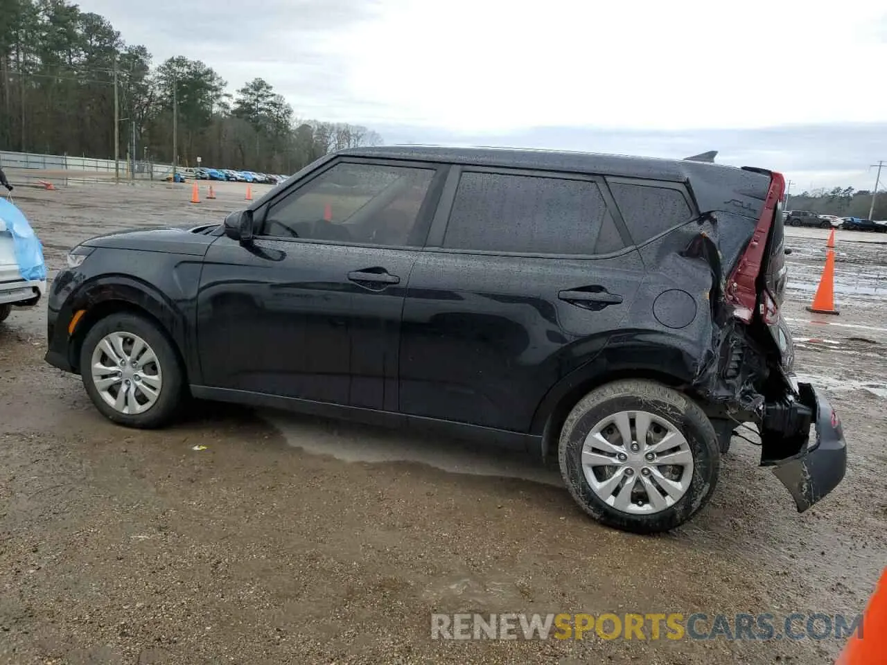2 Photograph of a damaged car KNDJ23AUXL7082462 KIA SOUL 2020
