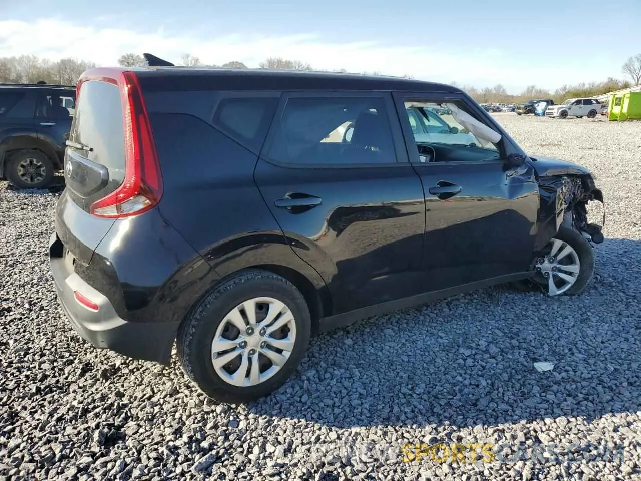 3 Photograph of a damaged car KNDJ23AUXL7085653 KIA SOUL 2020