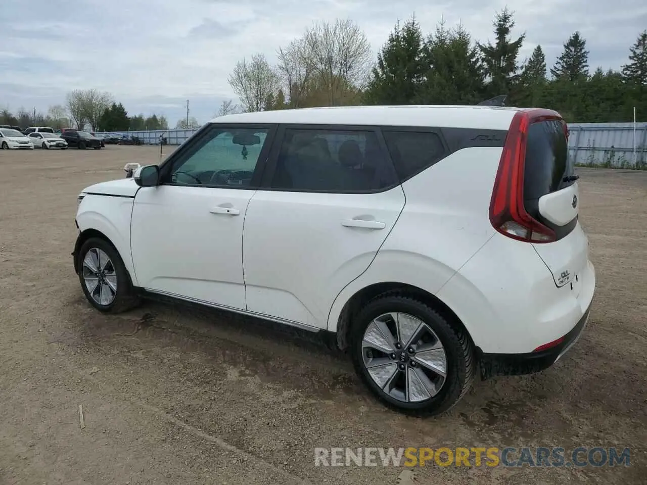 2 Фотография поврежденного автомобиля KNDJ33A14L7008764 KIA SOUL 2020