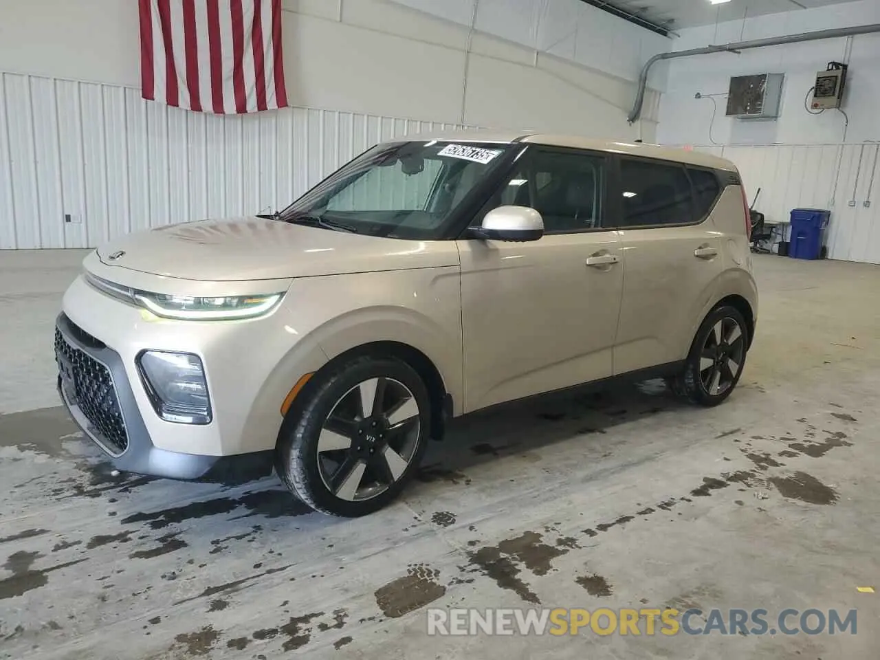 1 Photograph of a damaged car KNDJ33AU0L7090700 KIA SOUL 2020