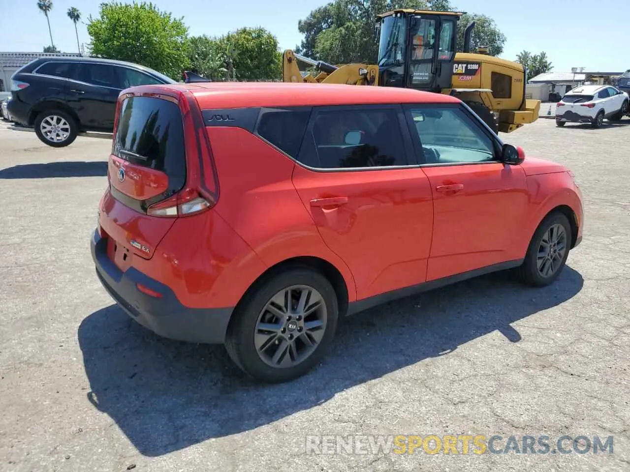 3 Photograph of a damaged car KNDJ33AU2L7082744 KIA SOUL 2020