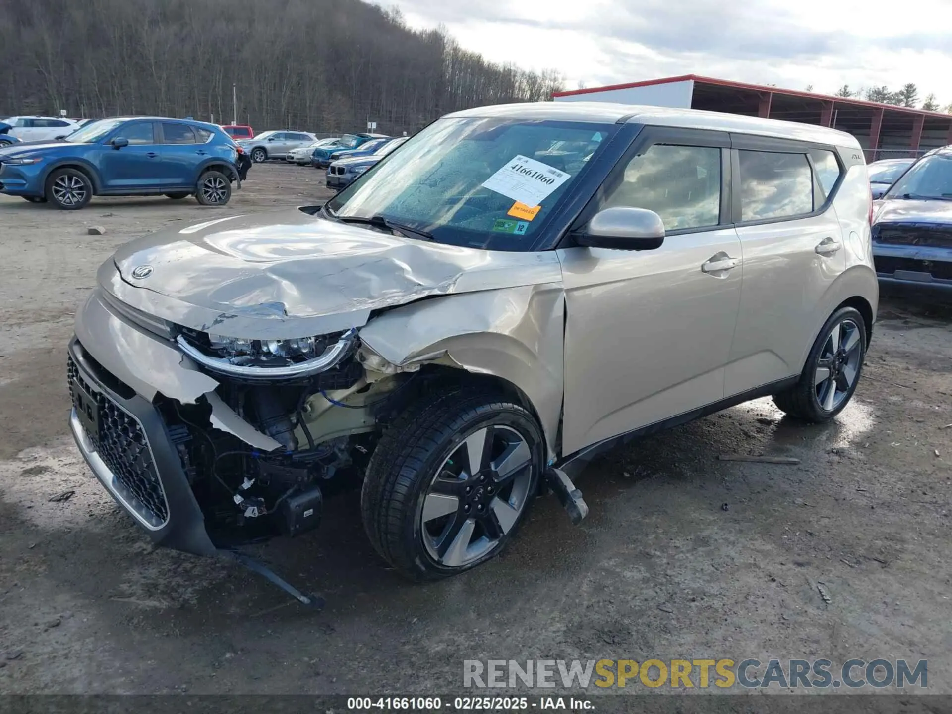 2 Photograph of a damaged car KNDJ33AU4L7068716 KIA SOUL 2020
