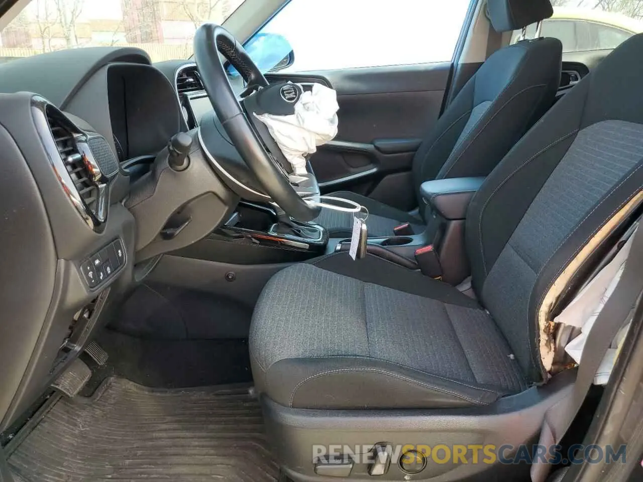 7 Photograph of a damaged car KNDJ33AU6L7729761 KIA SOUL 2020