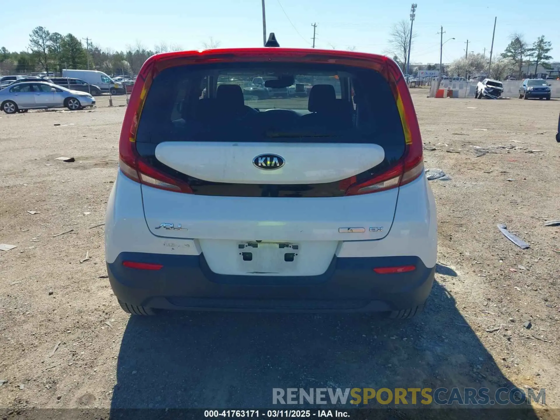 16 Фотография поврежденного автомобиля KNDJ33AU8L7075233 KIA SOUL 2020