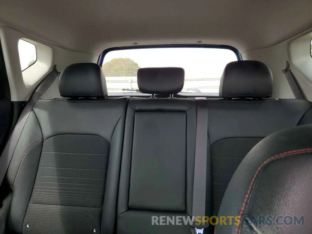 10 Фотография поврежденного автомобиля KNDJ53AF7L7007081 KIA SOUL 2020