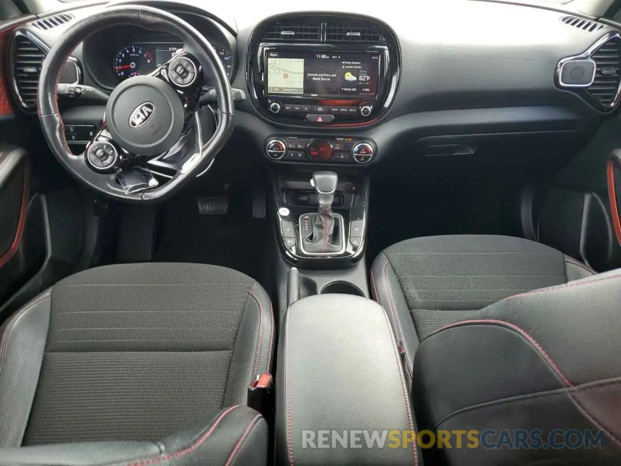 8 Фотография поврежденного автомобиля KNDJ53AF7L7007081 KIA SOUL 2020
