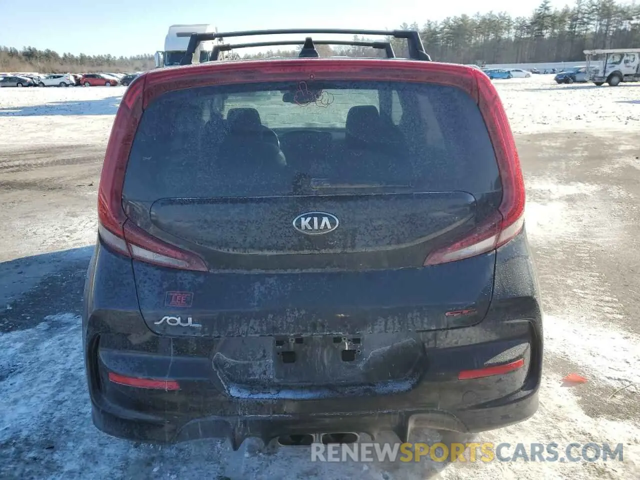 6 Photograph of a damaged car KNDJ53AFXL7049633 KIA SOUL 2020