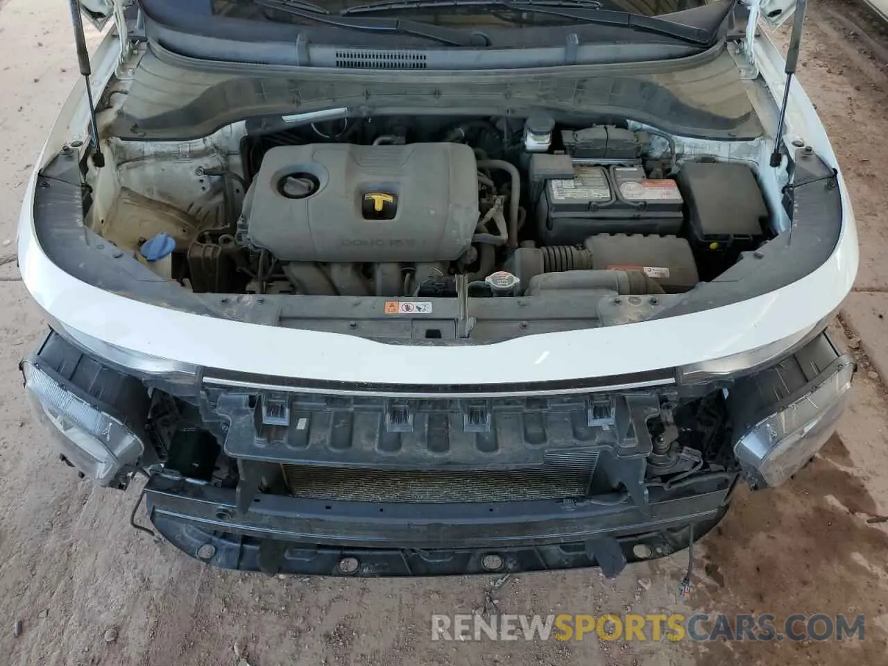12 Фотография поврежденного автомобиля KNDJ63AU7L7074145 KIA SOUL 2020