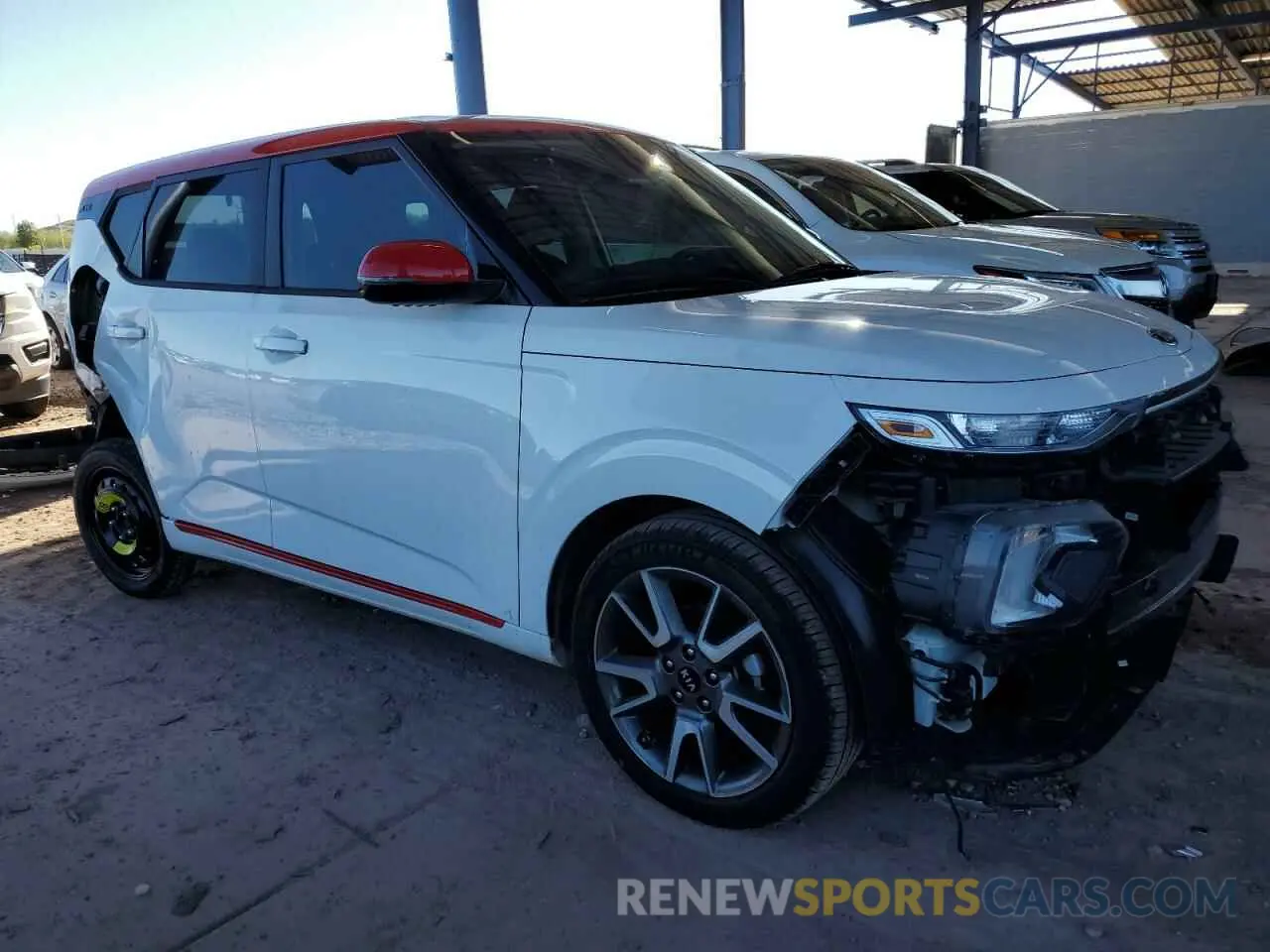 4 Фотография поврежденного автомобиля KNDJ63AU7L7074145 KIA SOUL 2020