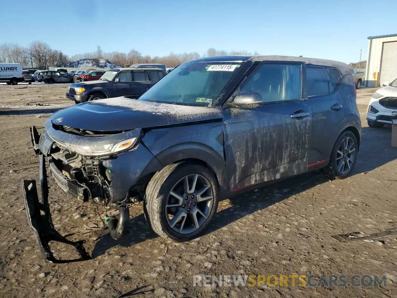 1 Photograph of a damaged car KNDJ63AU9L7055905 KIA SOUL 2020