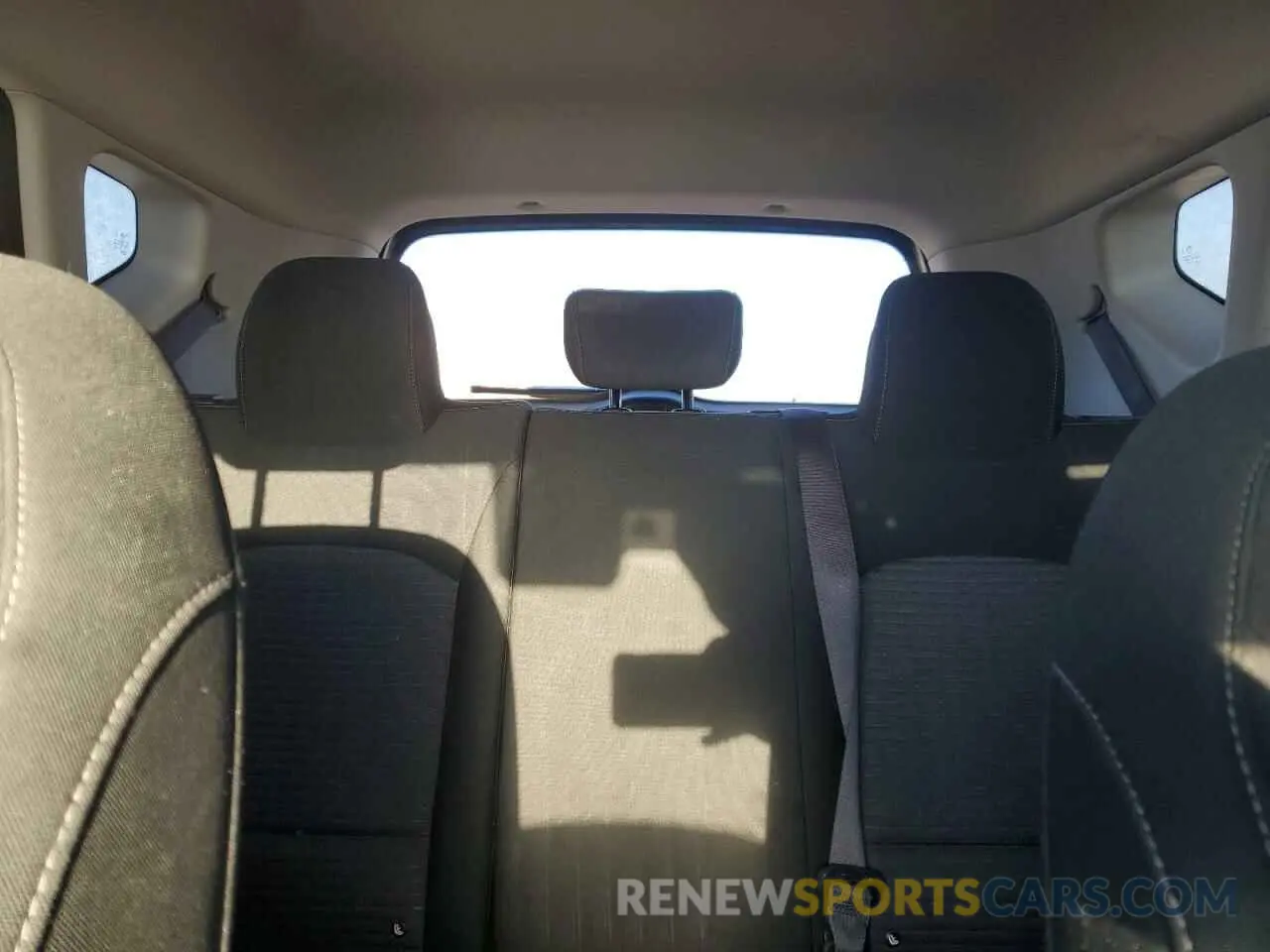 10 Photograph of a damaged car KNDJ63AU9L7055905 KIA SOUL 2020
