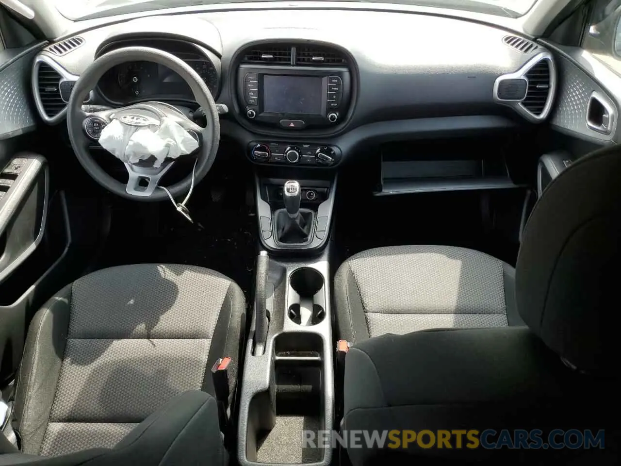 8 Photograph of a damaged car KNDJ22AU0M7755514 KIA SOUL 2021
