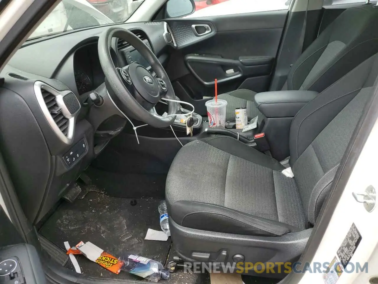 7 Photograph of a damaged car KNDJ23AU0M7124588 KIA SOUL 2021
