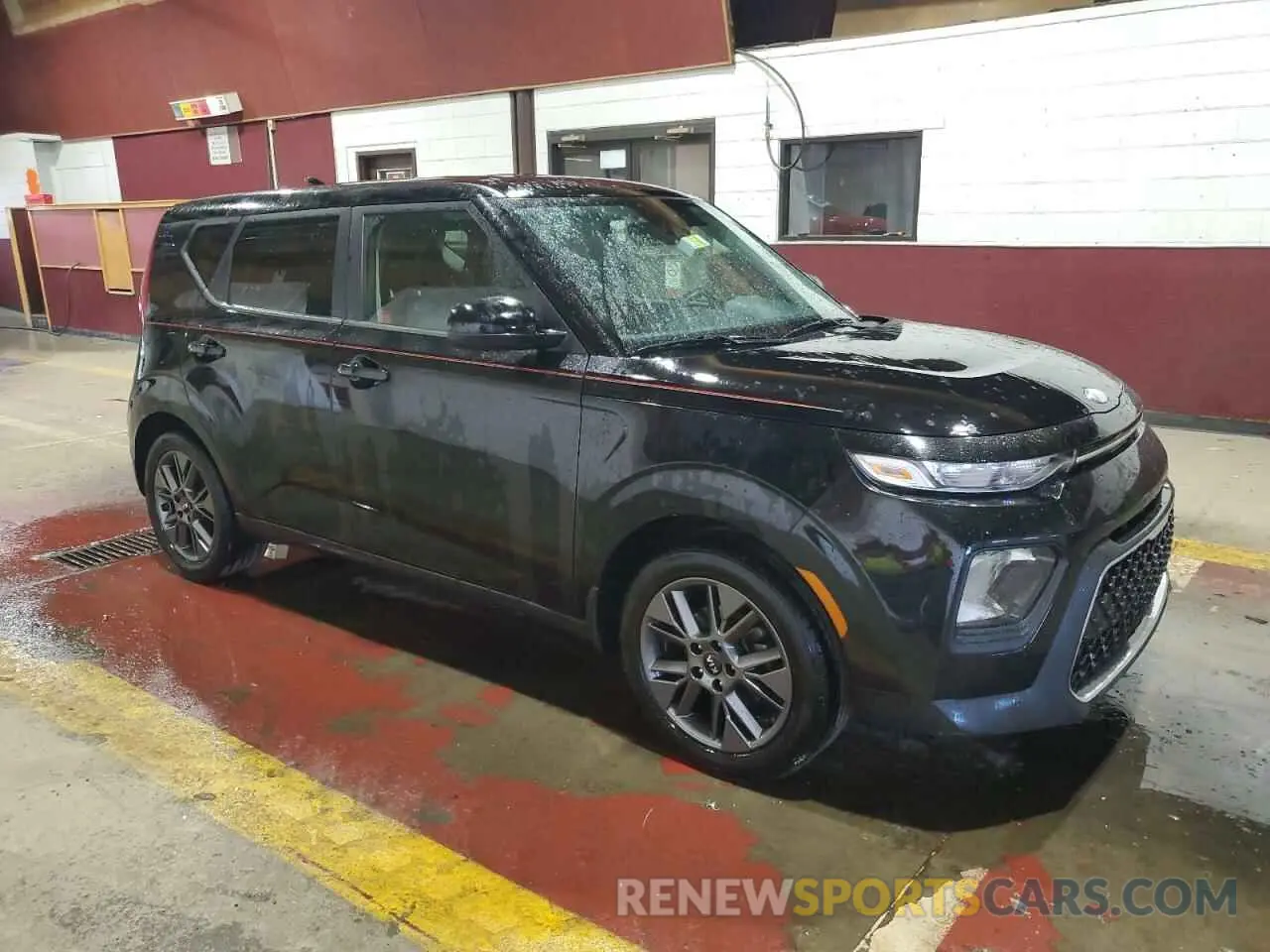 4 Photograph of a damaged car KNDJ23AU0M7146669 KIA SOUL 2021